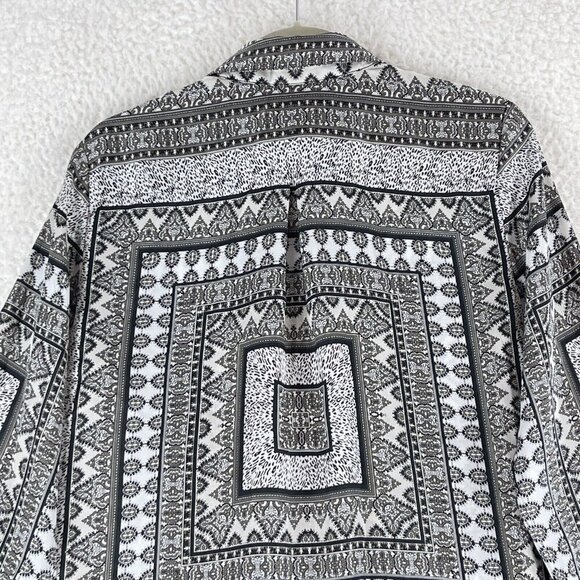 Chico's White Geometric Print Button-Up Shirt Womens Long Sleeve Size Medium - Picture 14 of 16